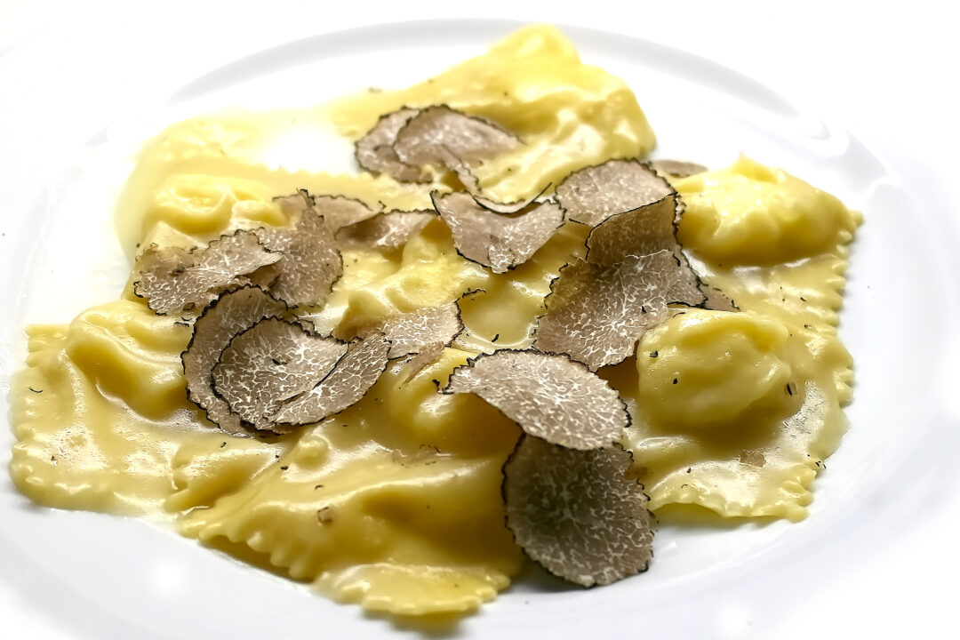 Tortelli di Patate con Tartufo Nero